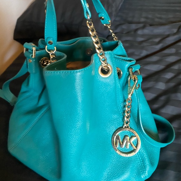 Michael Kors Handbags - Beautiful  Michael kors bag